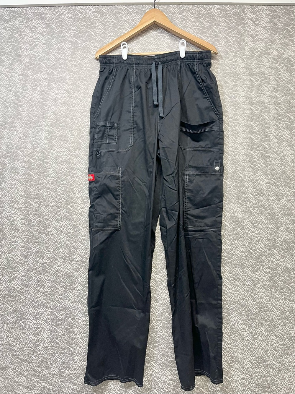M Tall Men’s Dickies Black Cargo Pocket Drawstring Nurse/Medical Scrub Pants